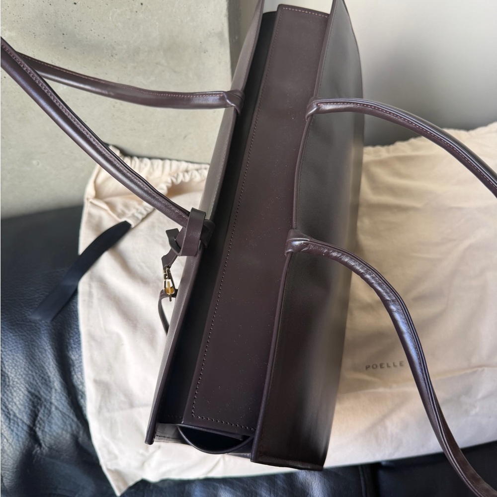 Poelle Medium Carolyn Brown Tote Bag - Picture 3 of 9